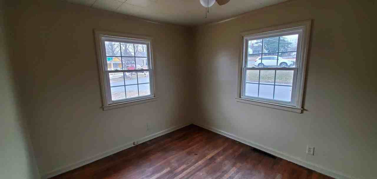 4101 Peterson Ave - Photo 4 of 7