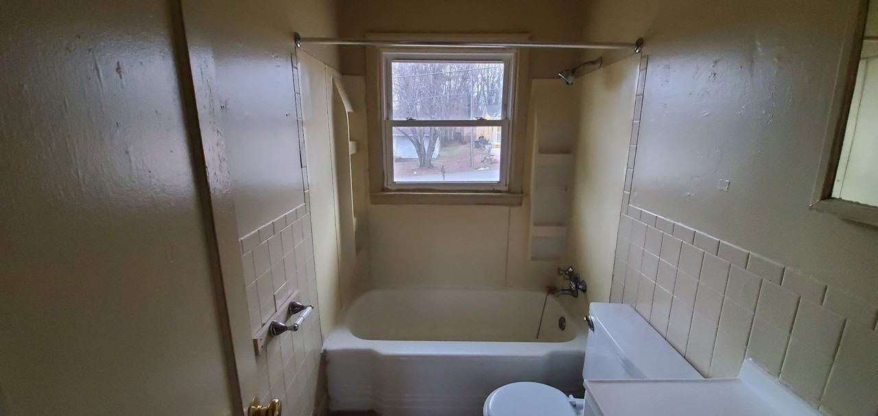 4101 Peterson Ave - Photo 6 of 7