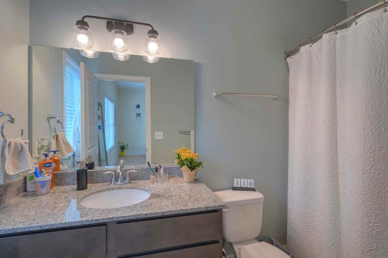 1810 Staniel Dr - Photo 3 of 26