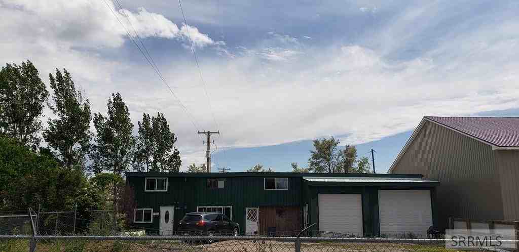 3930 E 228 N #NA - Photo 2 of 30