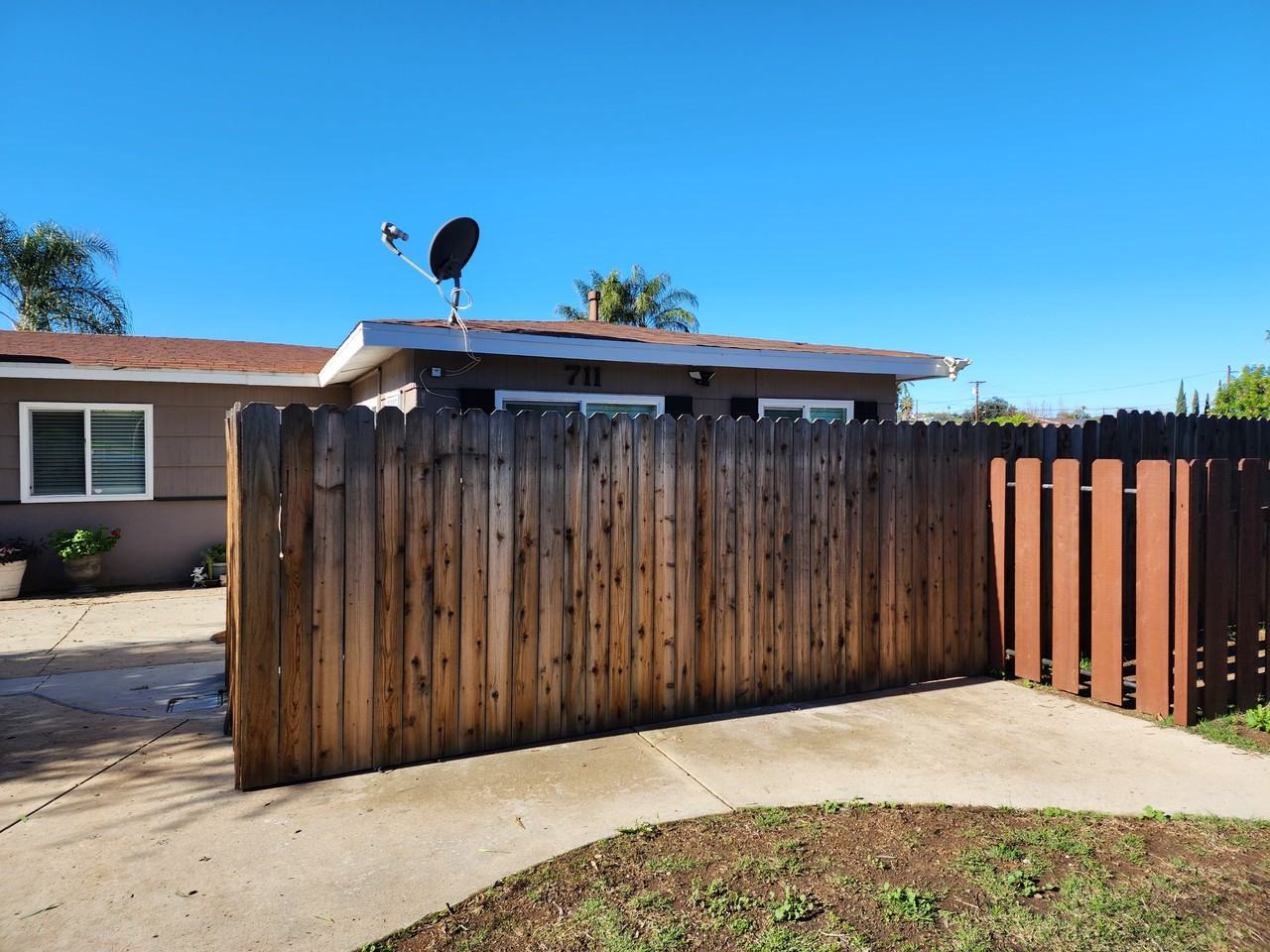 711 S Pine St #711 - Photo 5 of 26