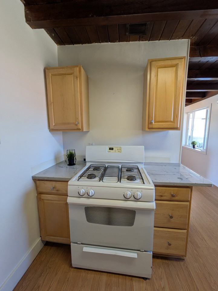 1108 Marron Cir Ne #NA - Photo 3 of 28