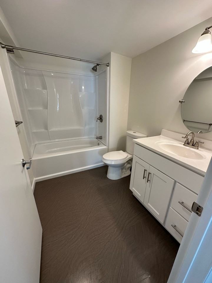 32 Ashburnham Hill Rd #32E - Photo 6 of 14