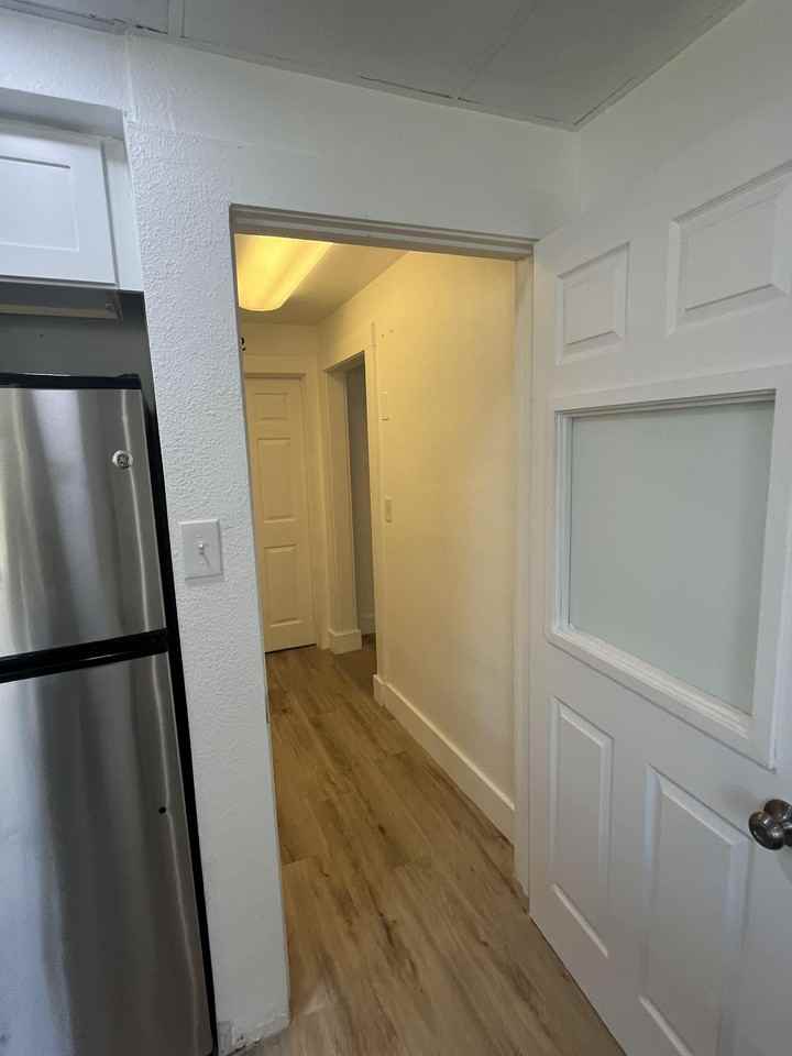 S Volusia Ave - Photo 4 of 18