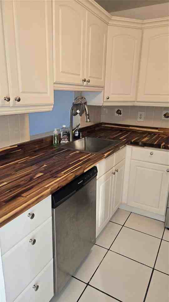 530 Se 2nd Ave #F24 - Photo 3 of 8