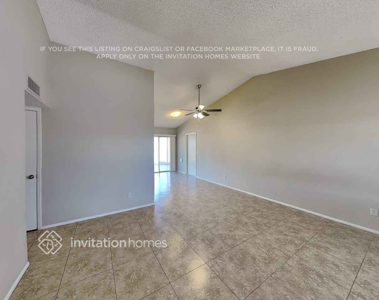 6526 E Jensen St - Photo 4 of 15