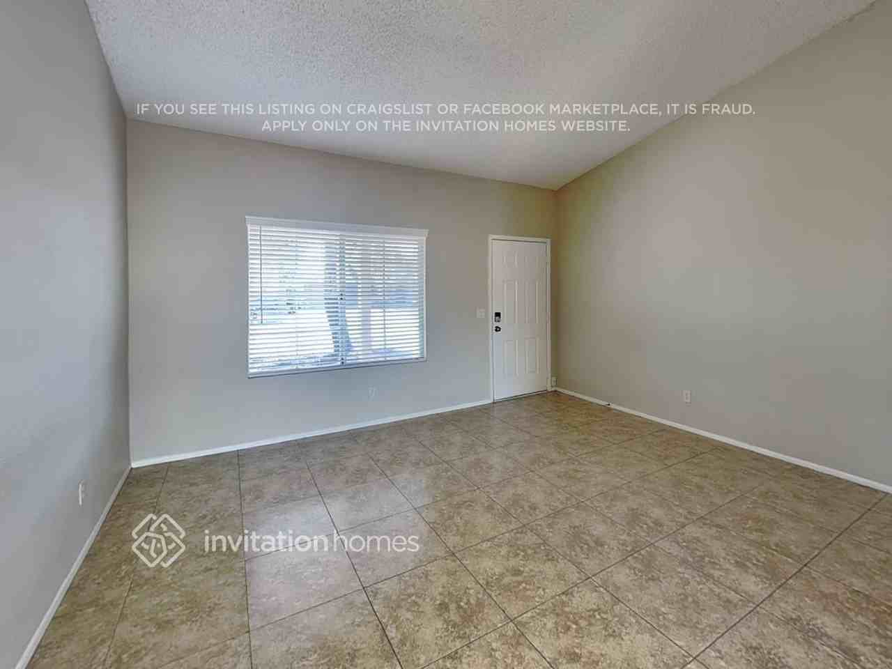 6526 E Jensen St - Photo 5 of 15