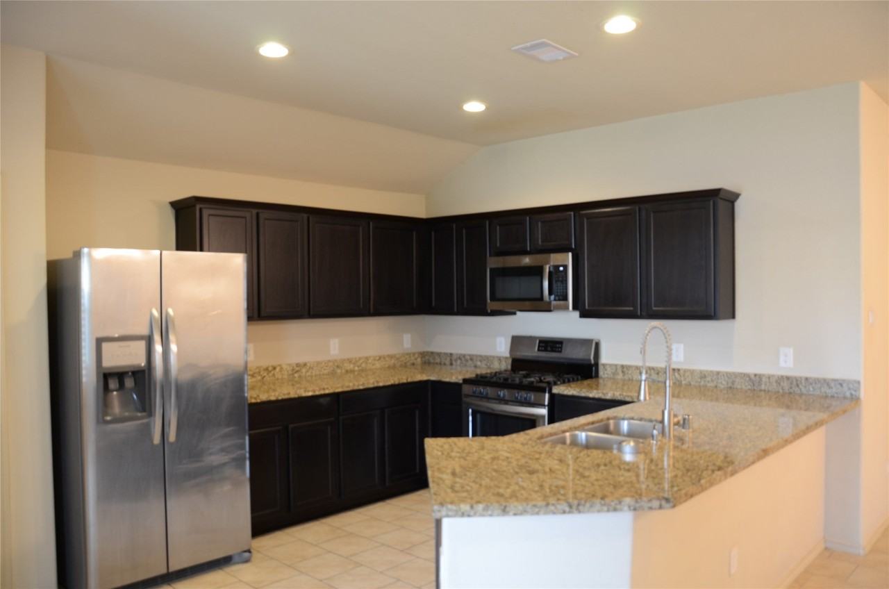 2615 Baldy Rd - Photo 4 of 6