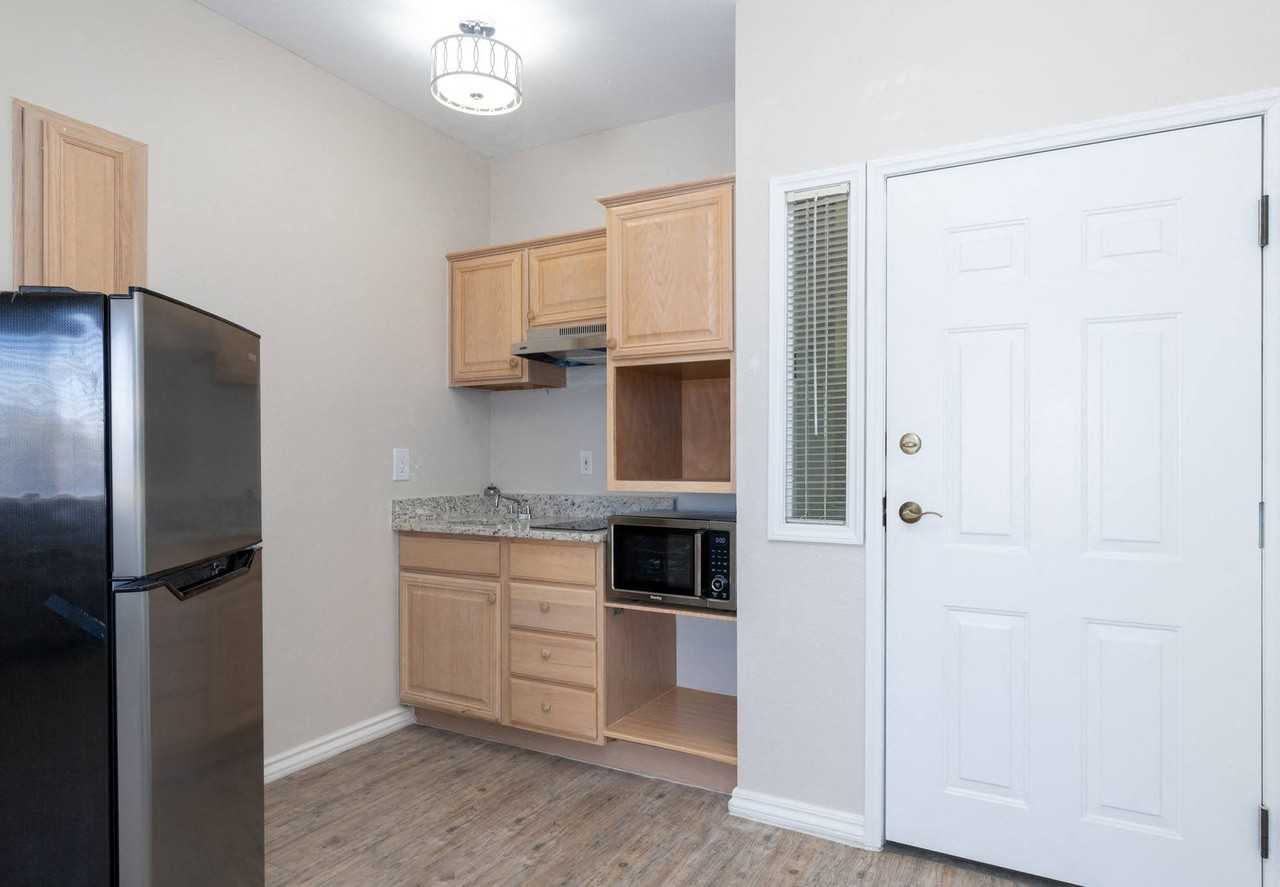 The Estates - Photo 7 of 23