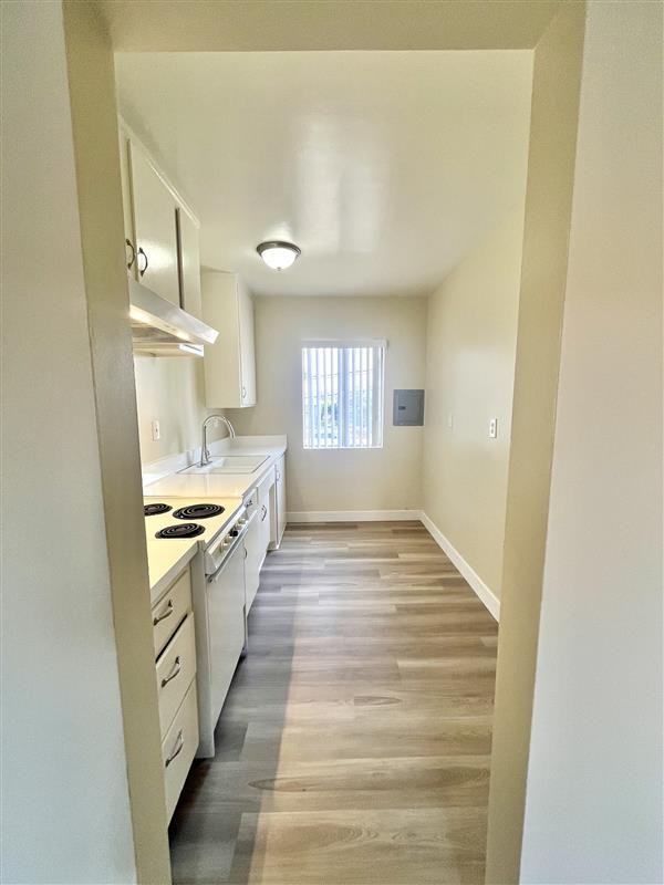 1230 W. Hillandale Ave. - Photo 4 of 11