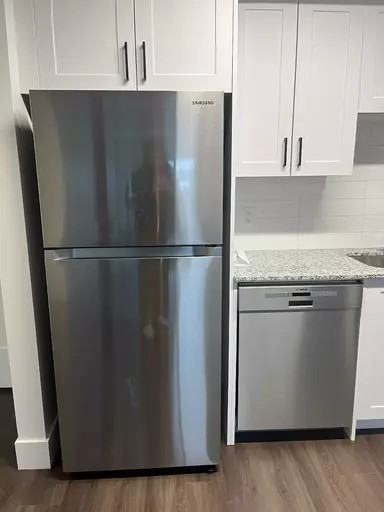 9504 182 St Nw #408 - Photo 3 of 16