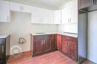 666 Hancock St #3X - Photo 1 of 1