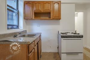 featured image of 250 Clarkson Ave #319