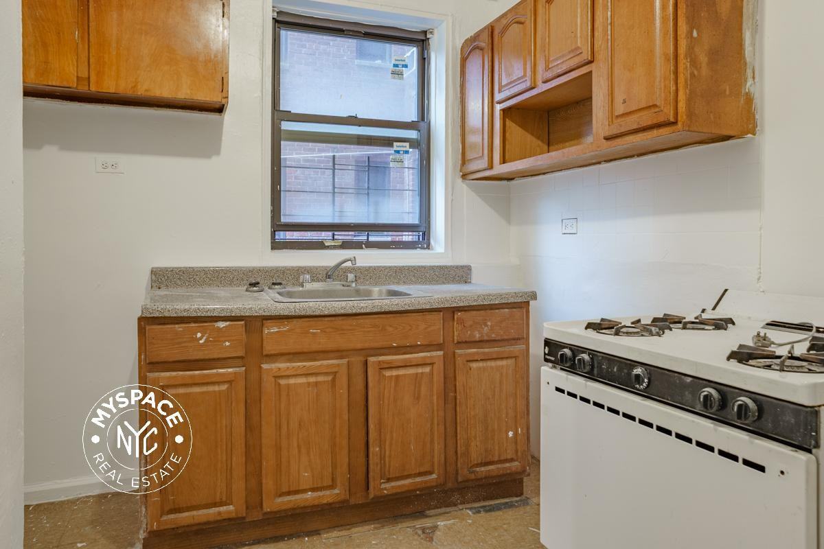 250 Clarkson Ave #319 - Photo 2 of 10