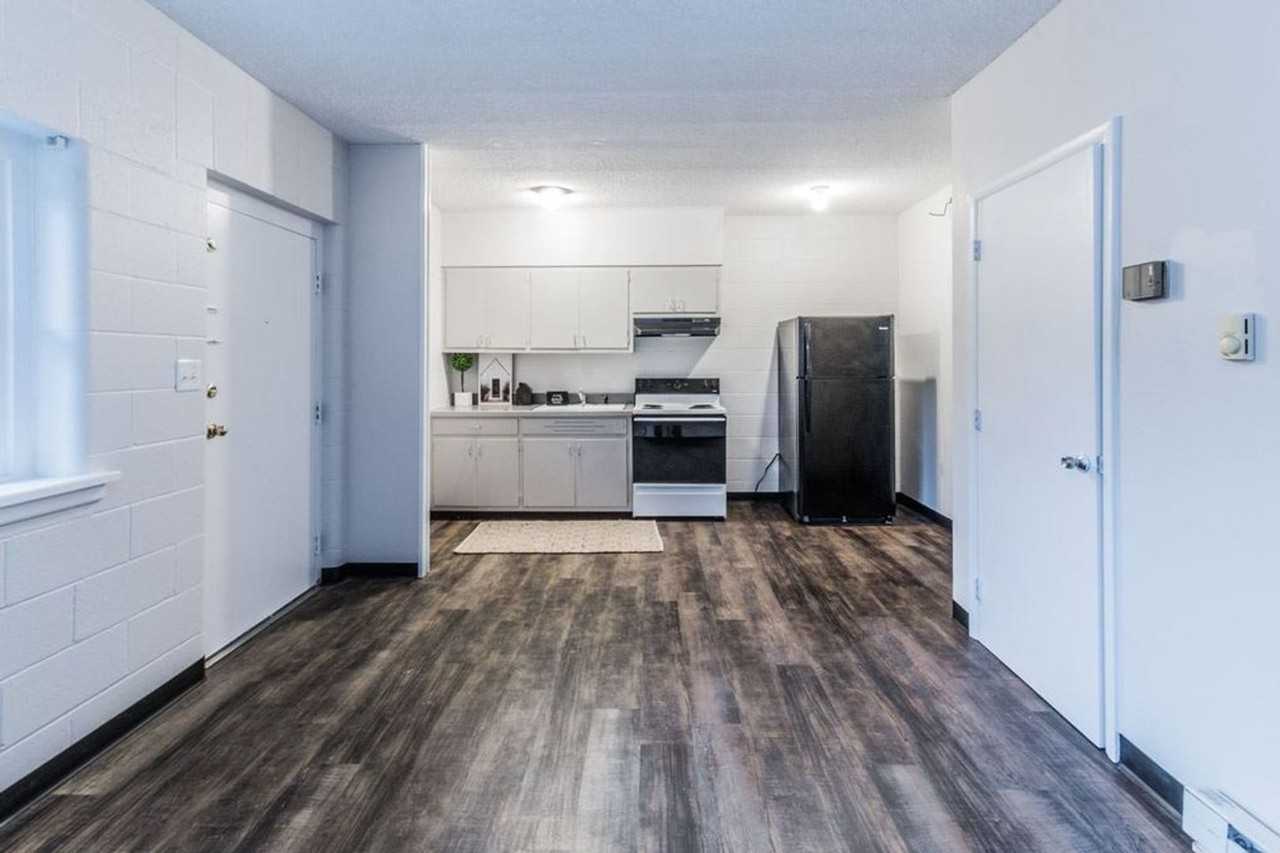 1555 Chestnut Street - Photo 2 of 7