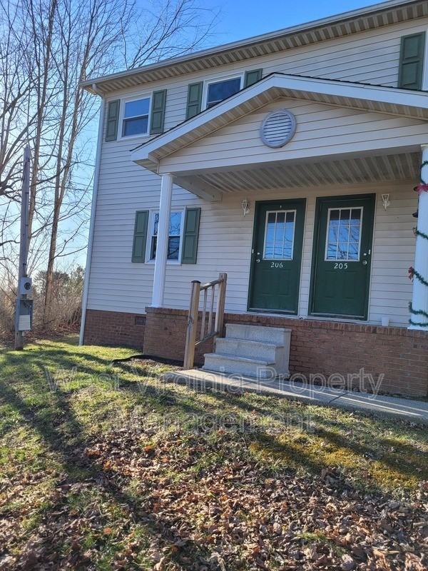 581 Prosperity Rd #209 - Photo 2 of 16