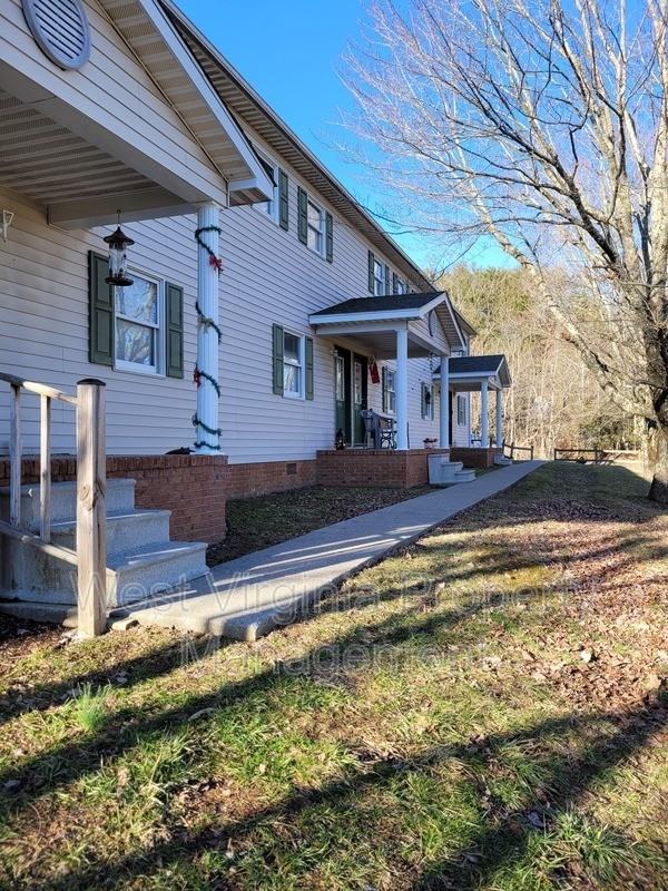 581 Prosperity Rd #209 - Photo 4 of 16