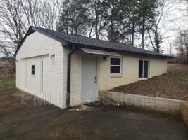 featured image of 528 Judd Dr #B