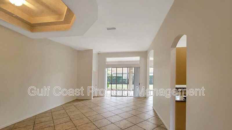 6836 Bay Hill Dr - Photo 4 of 26