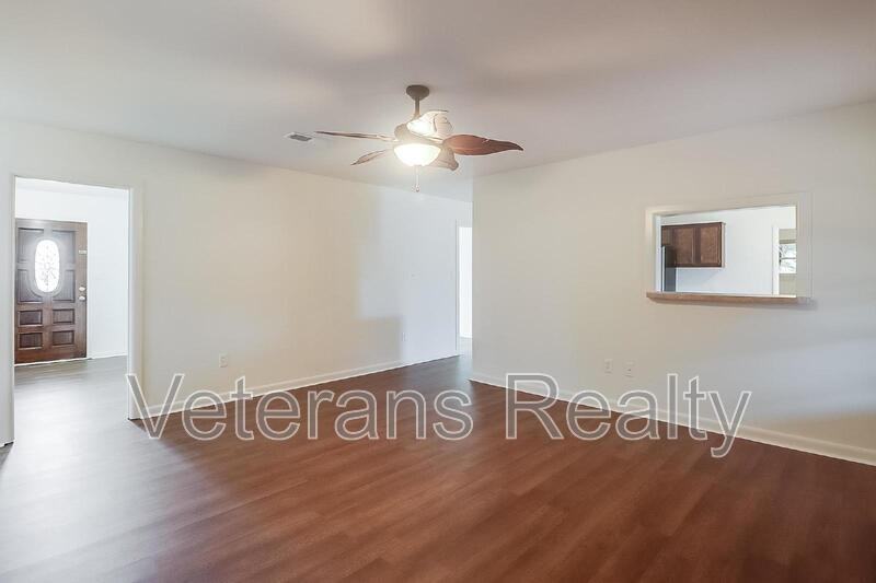 16170 Carolyn St - Photo 7 of 26