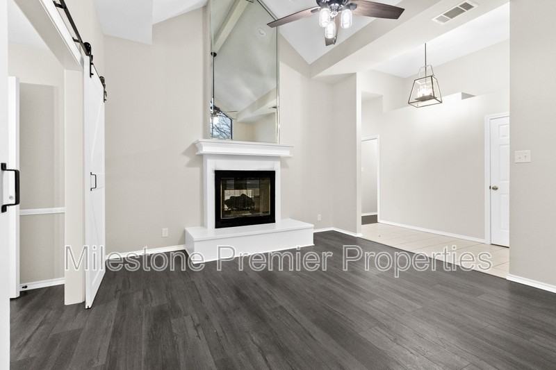 3300 Broken Bow St - Photo 3 of 20