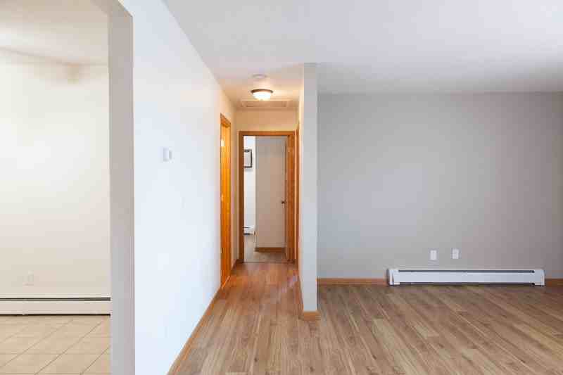 637 13th St S #27 - Photo 4 of 7