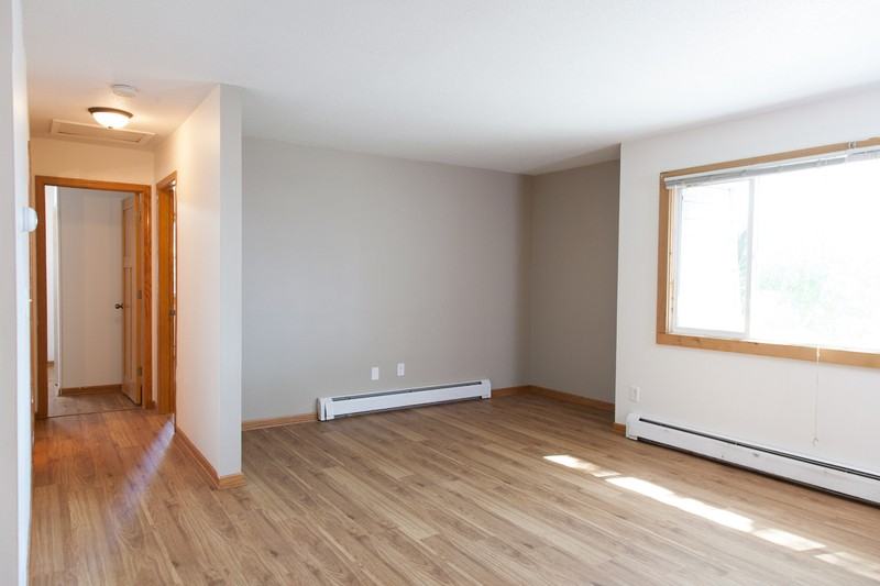 637 13th St S #27 - Photo 5 of 7
