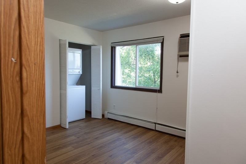 637 13th St S #27 - Photo 7 of 7