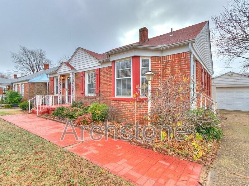 408 E 6th St - Photo 2 of 43