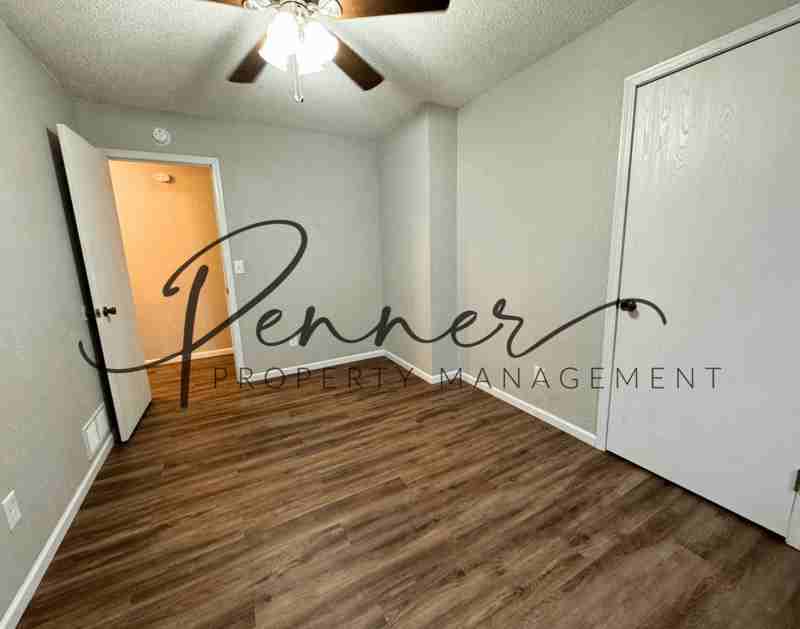 3538 Ne Independence Ave - Photo 7 of 12