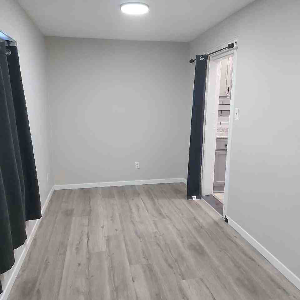45 Cameron St #45 - Photo 3 of 7