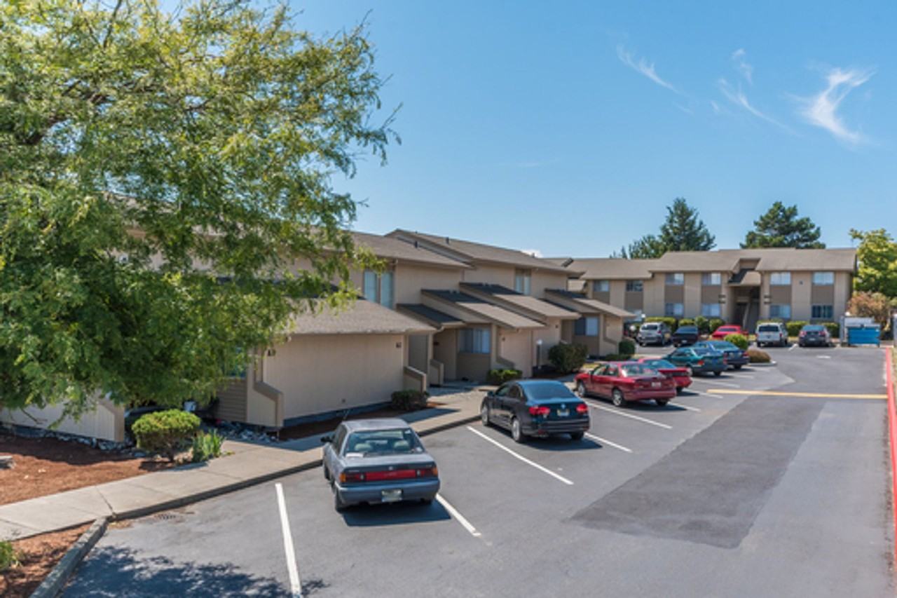 Commodore (151 S Oak Harbor St.) - Photo 2 of 3