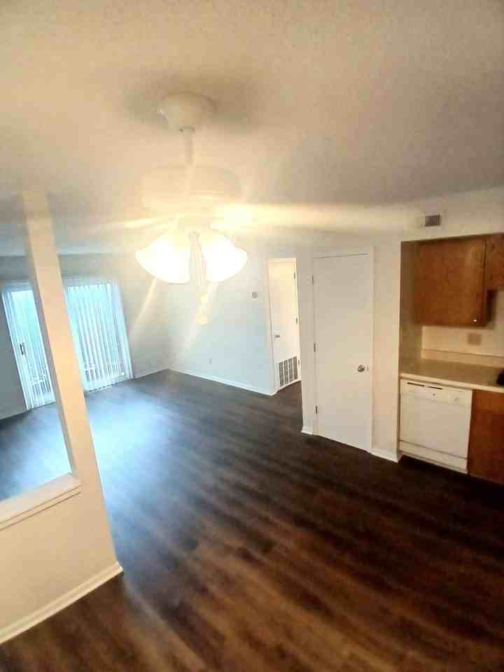 Heatherbrook - Photo 4 of 13