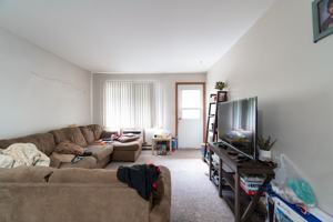 featured image of 220 S Holly Ave
