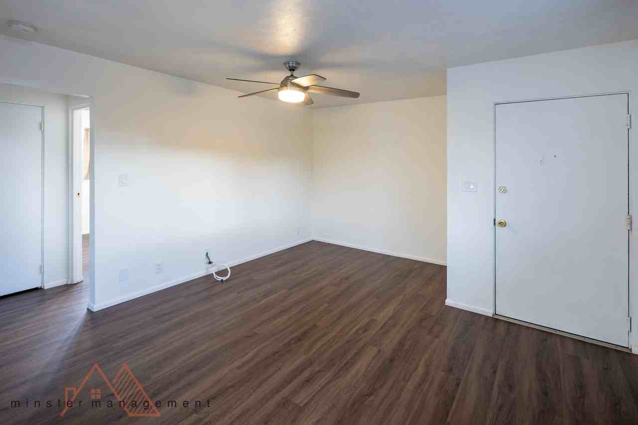 BAY003 - Kaneohe Bay Dr. - Photo 3 of 12