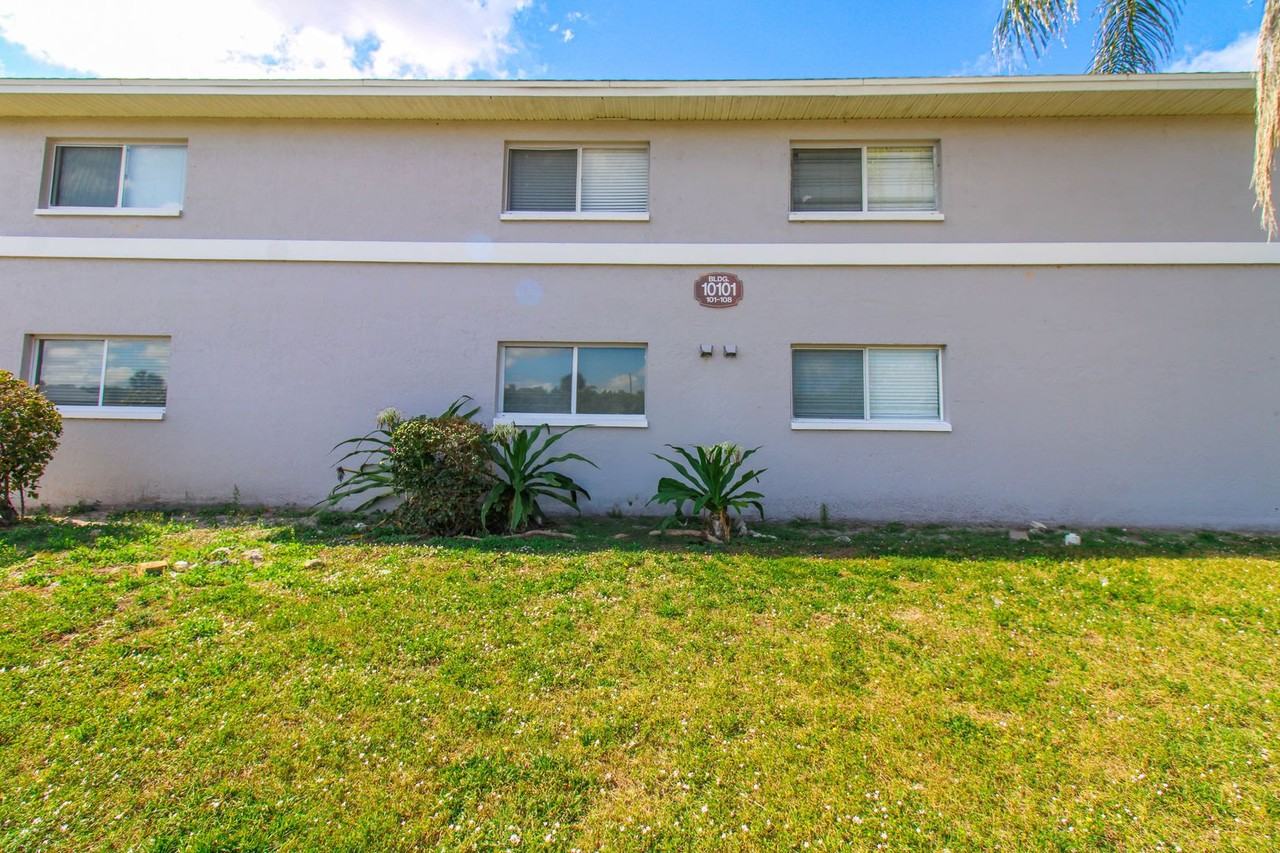 10101 Sandy Hollow Ln #102 - Photo 5 of 22