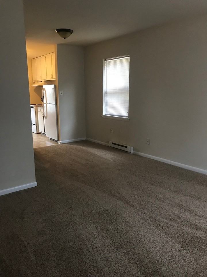 1801 Orchard St - Photo 2 of 7