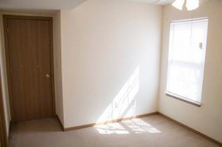 3508 Zinnia Dr - Photo 2 of 9