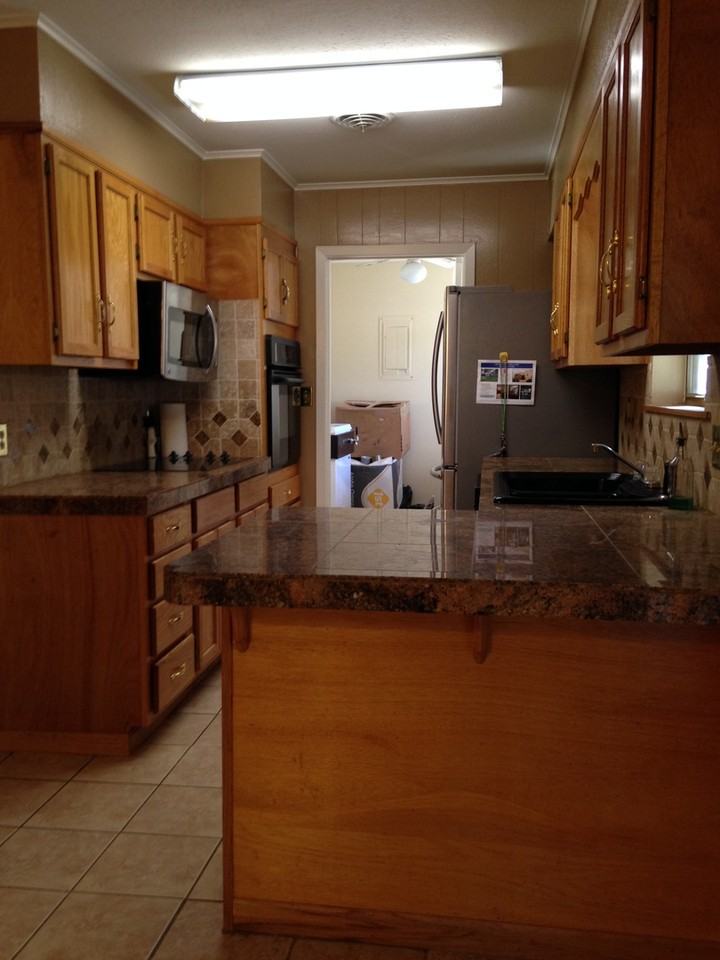 9492 Boxwood Dr - Photo 3 of 14