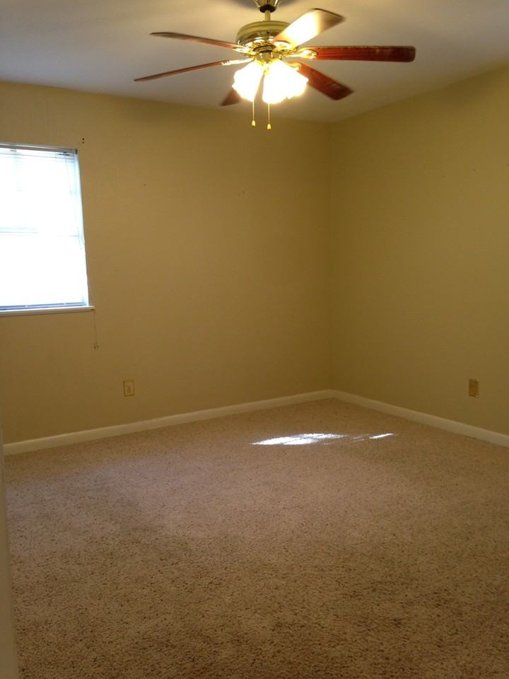 9492 Boxwood Dr - Photo 7 of 14