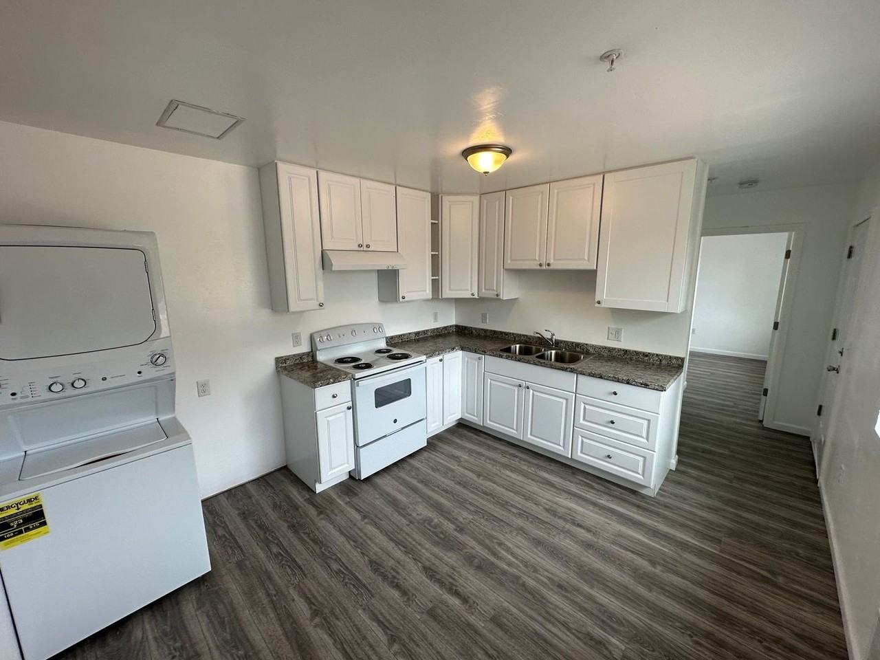 3918 Homedale Rd - Photo 6 of 11