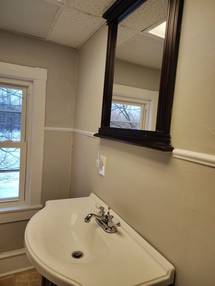 16837 Carr Hill Rd - Photo 4 of 15