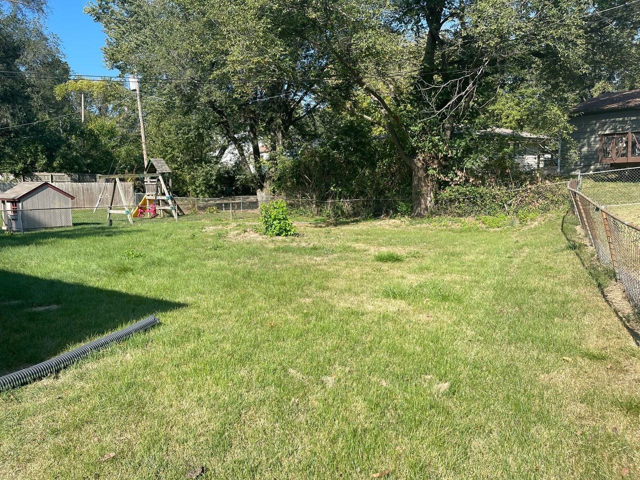 7704 E 75th Ter - Photo 2 of 30