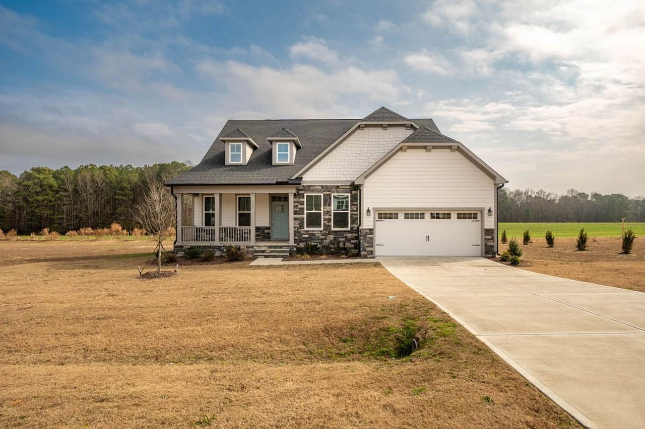 179 Castle Pond Way - Photo 4 of 50