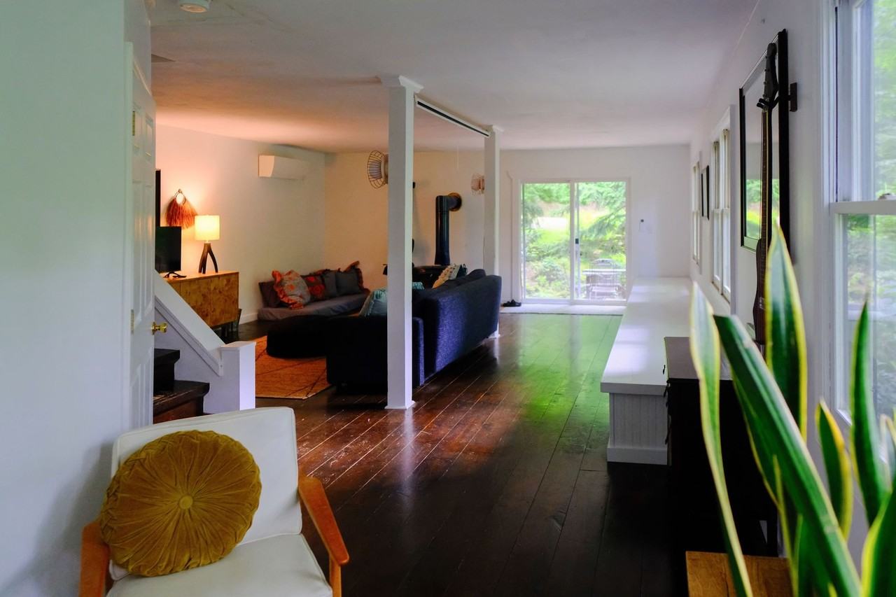 115 Manor Crest Ln - Photo 2 of 11