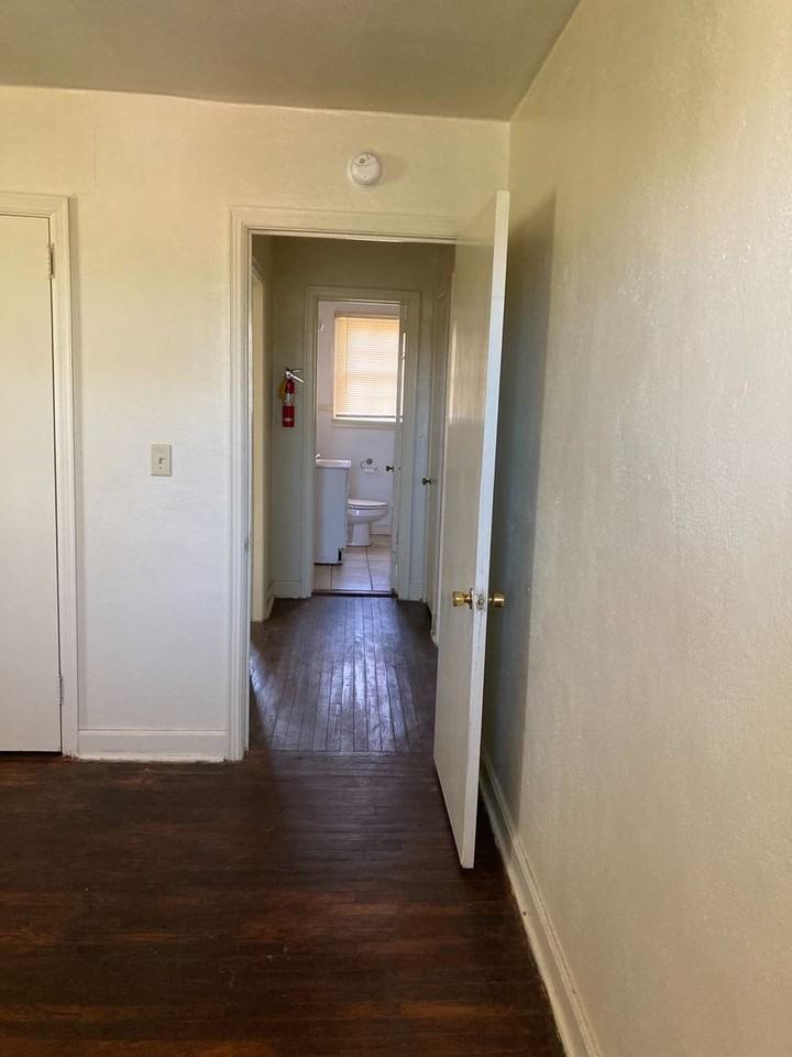 1419 Marguerite - Photo 6 of 16