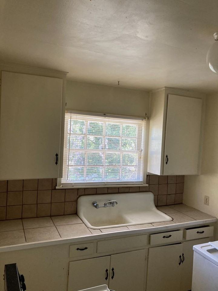 1419 Marguerite - Photo 7 of 16