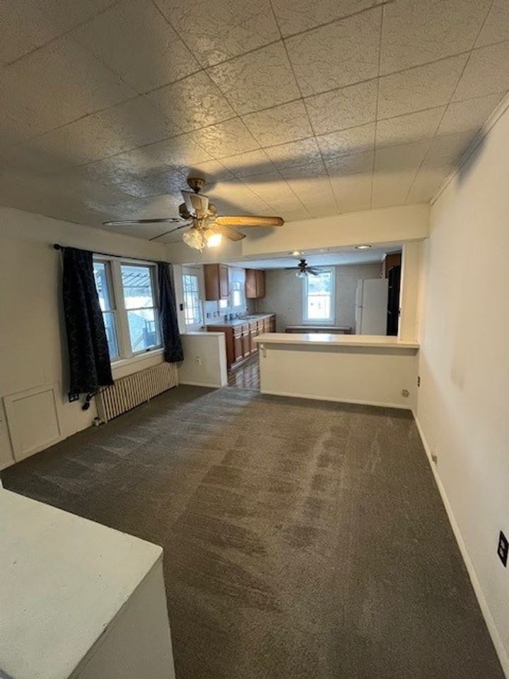 416 E Union St #2 - Photo 3 of 14
