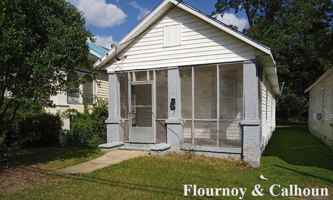featured image of 916 Lawyers Ln