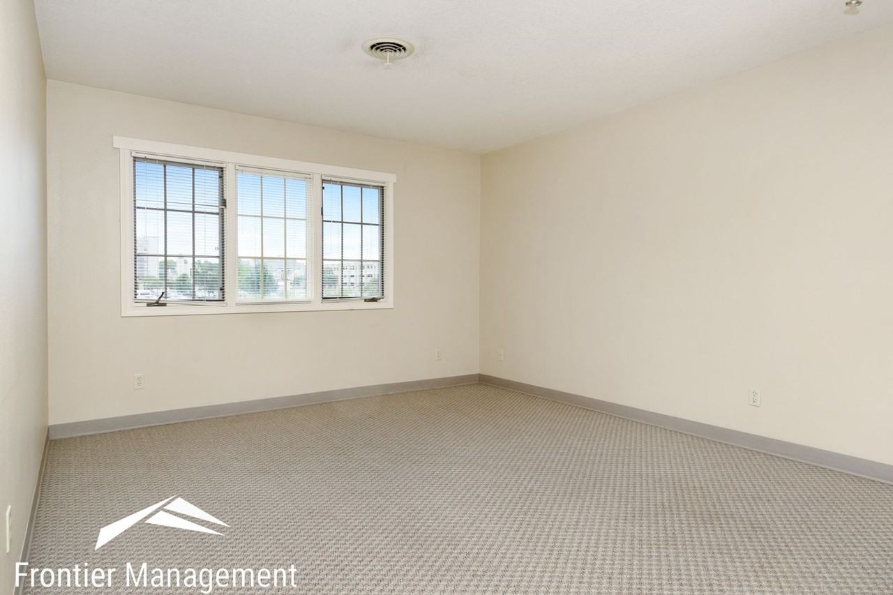 Anderson Village - Photo 5 of 16